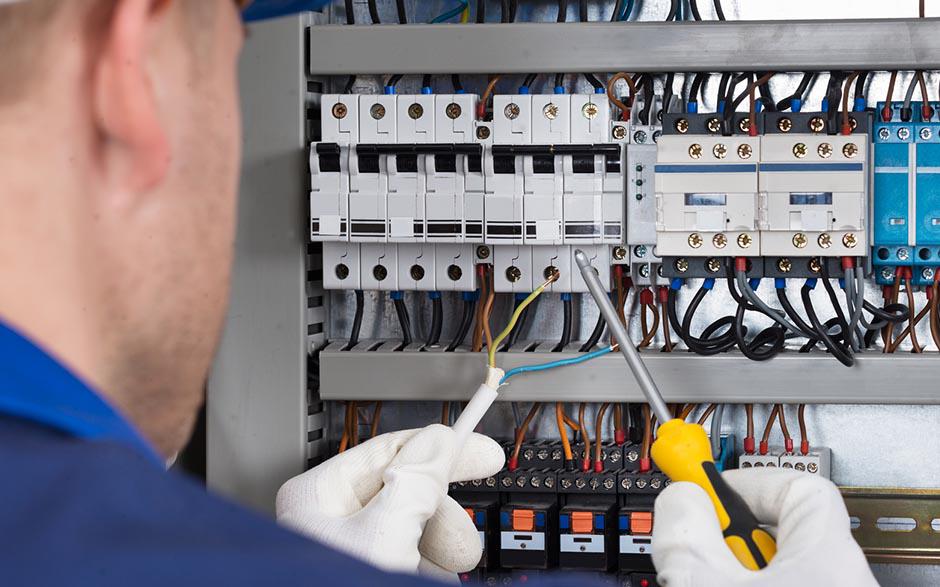 taux horaire électricien Saulx-les-Chartreux